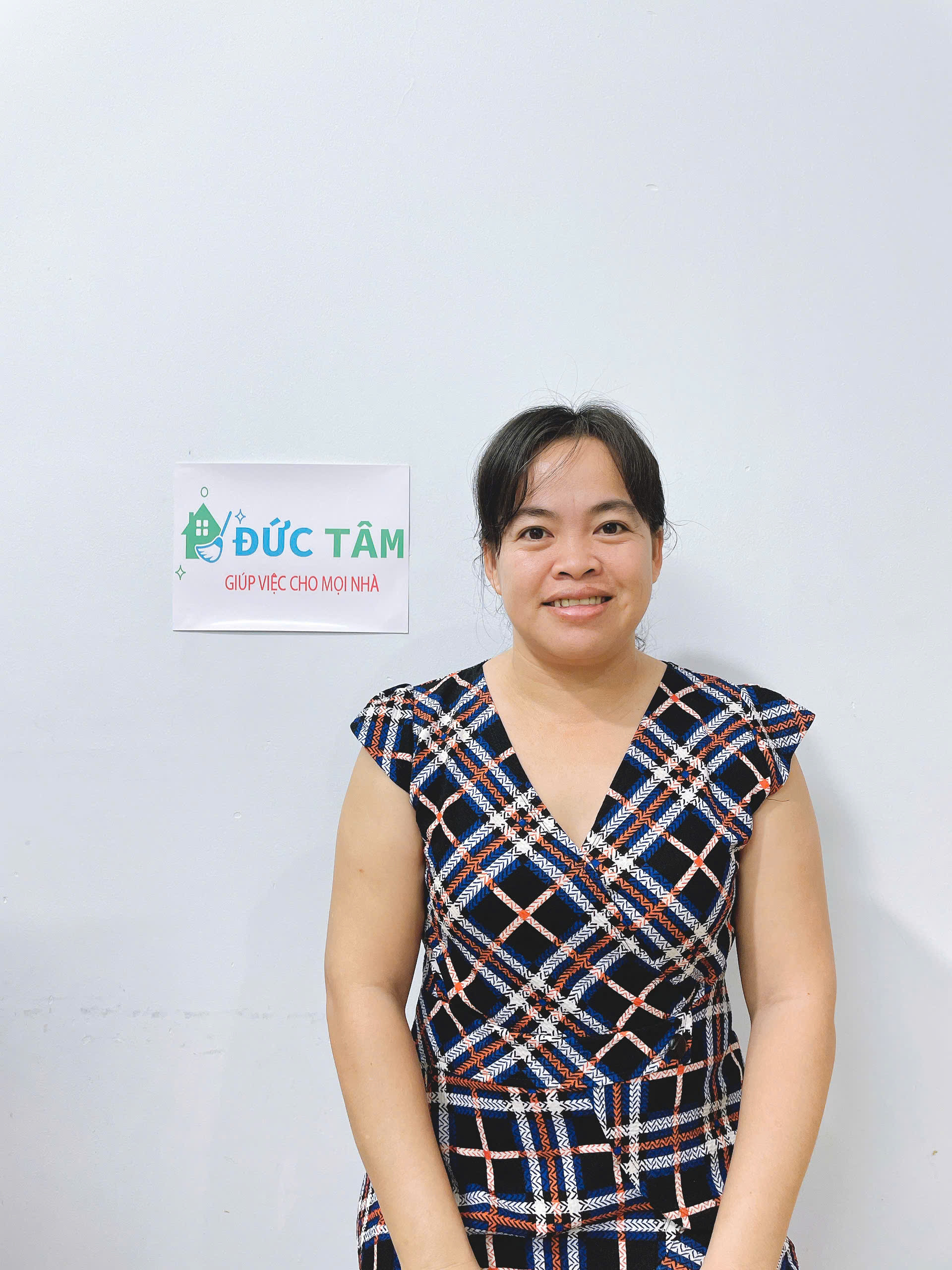 📄 HỒ SƠ CHỊ BÉ MƯỜI GIÚP VIỆC NHÀ – CHĂM EM BÉ