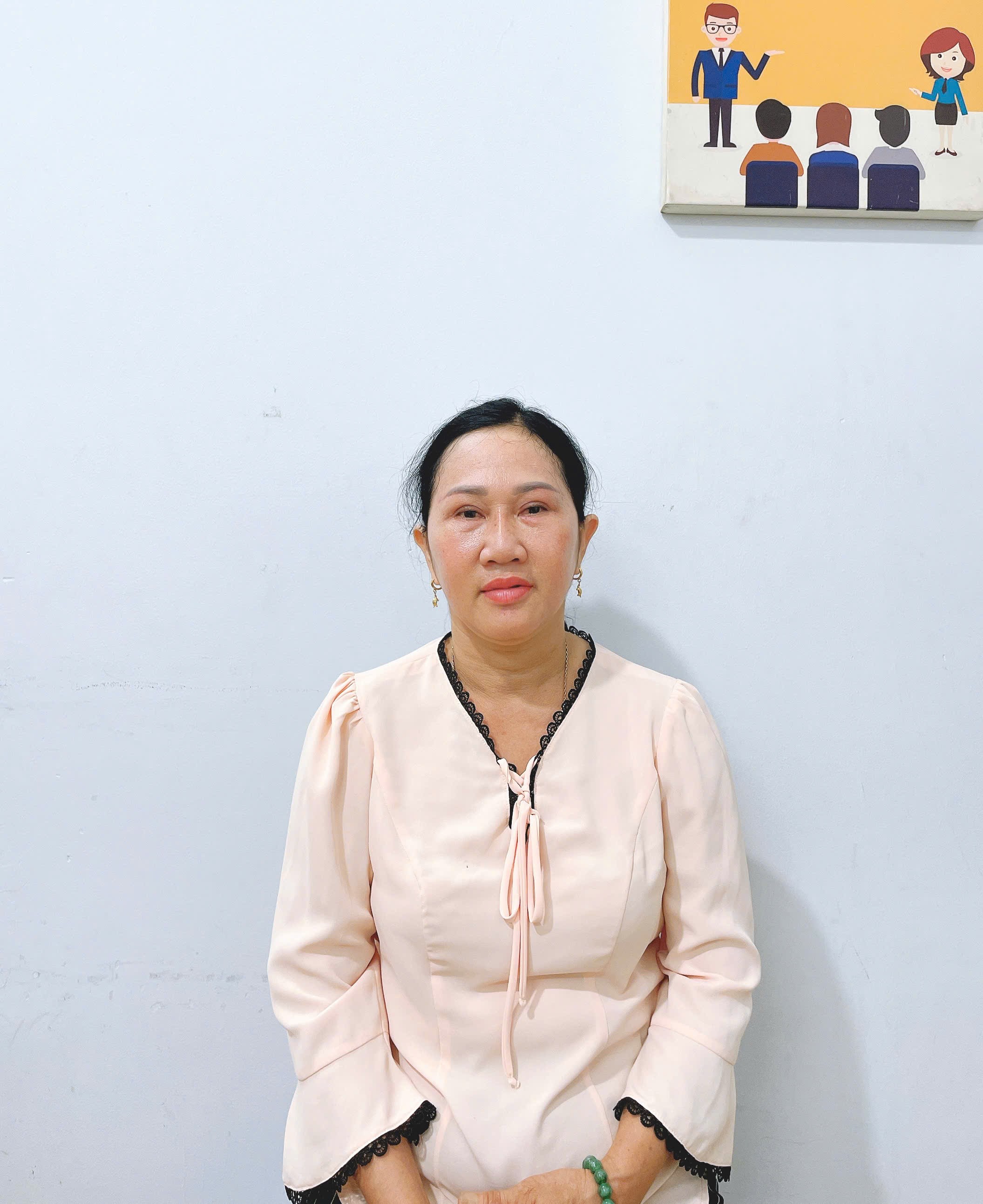 Chị Mỹ quê miền Tây nhận chăm bé từ sơ sinh đến lớn