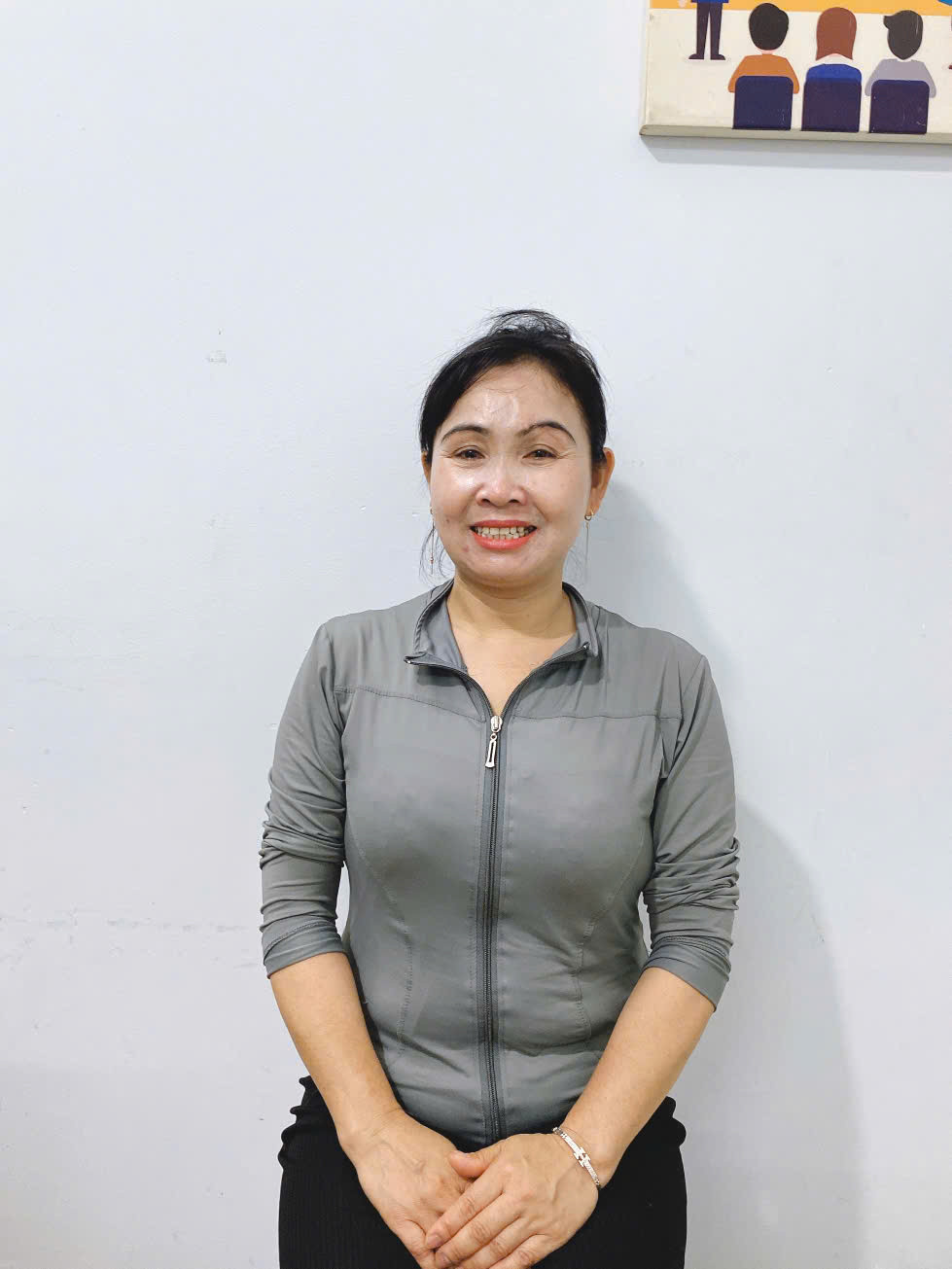 Cô loan quý mến người già, chăm sóc tận tâm chu đáo