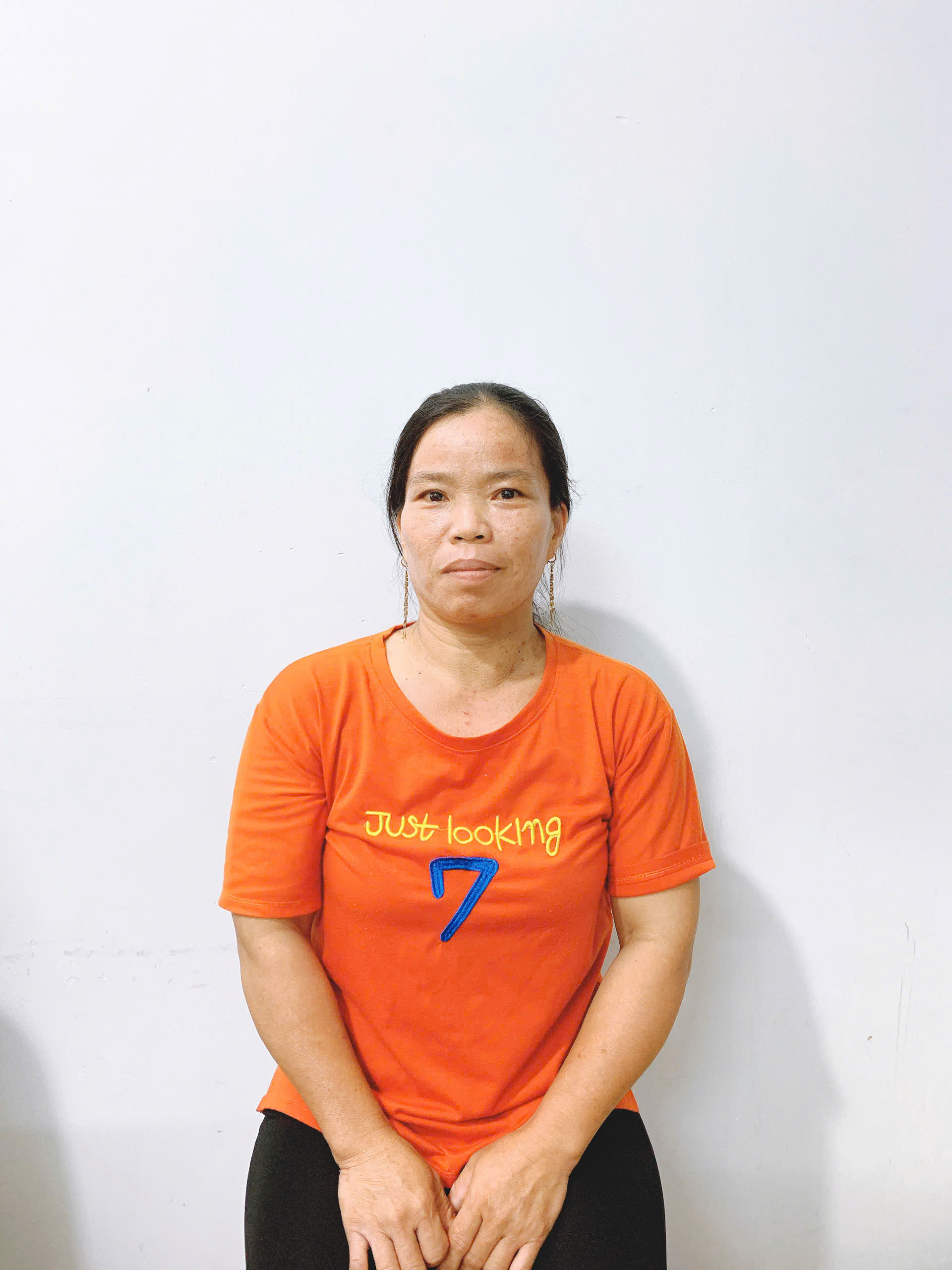 Chị E 1983 quê Long An nhận làm việc nhà