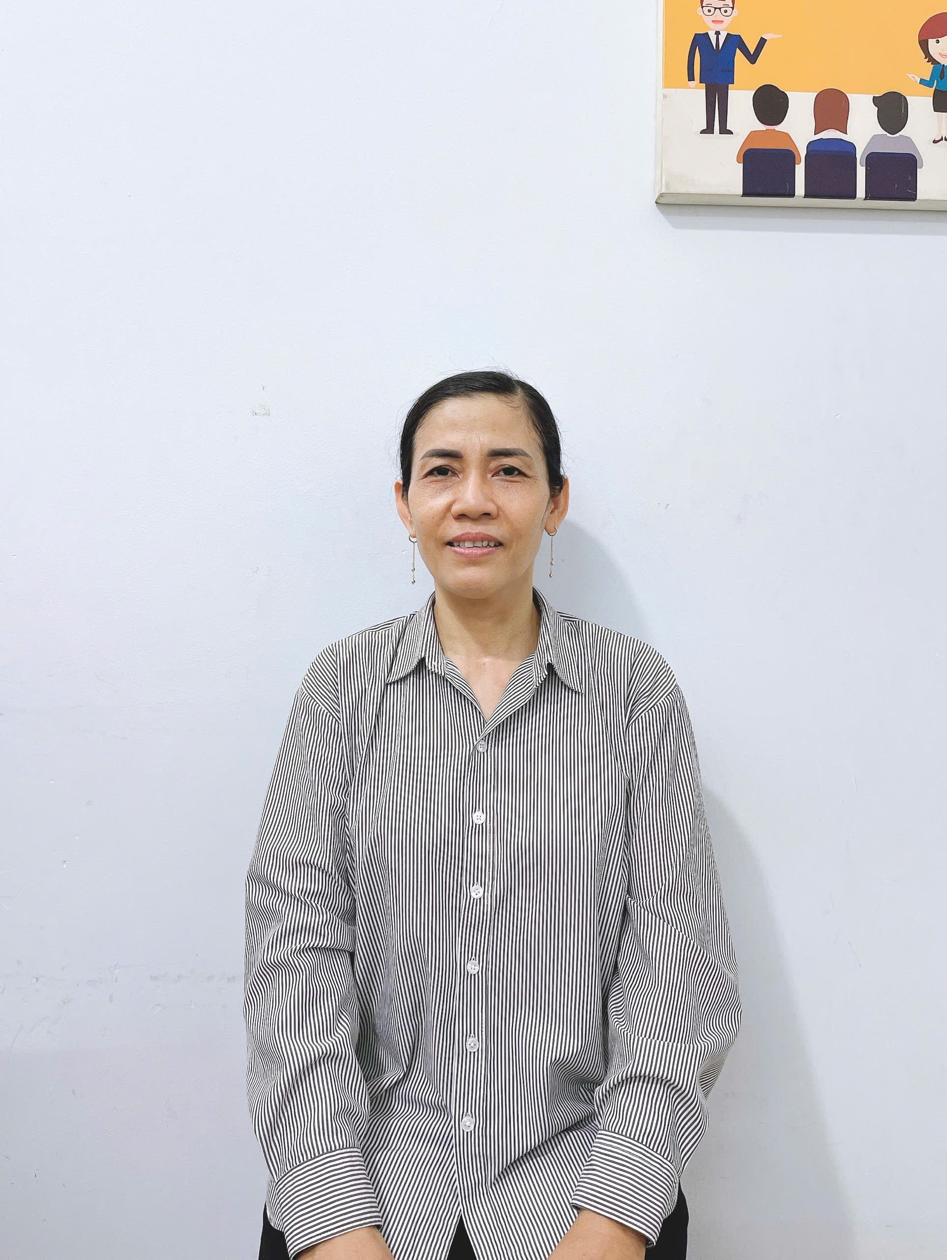 Chị Thanh 50 tuổi chuyên chăm ông bà, chăm bệnh nặng, kinh nghiệm lâu năm