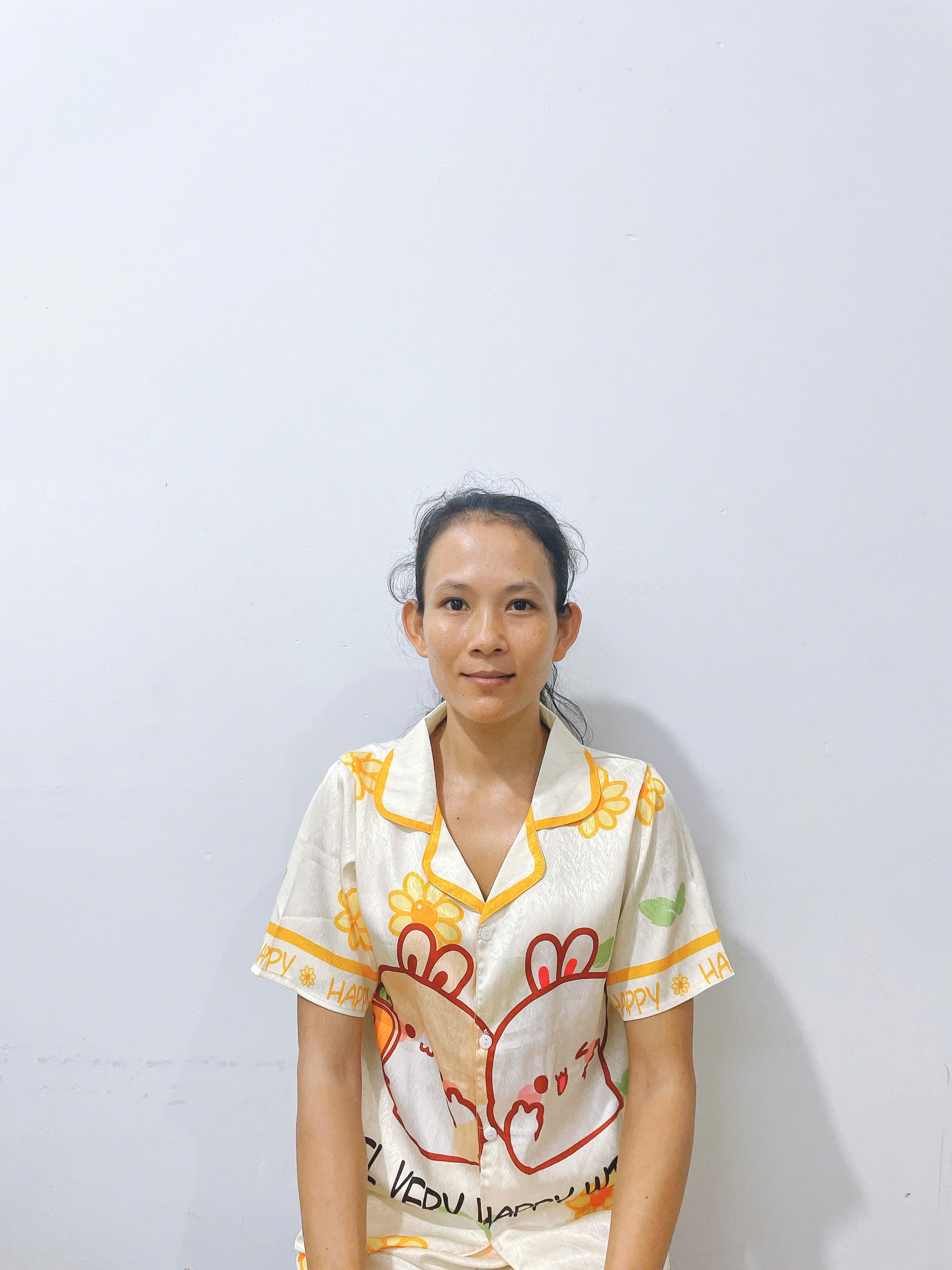 Chị  Dươne người khmer chăm chỉ thật thà việc bếp nút nội trợ rất tốt đi làm ổn định