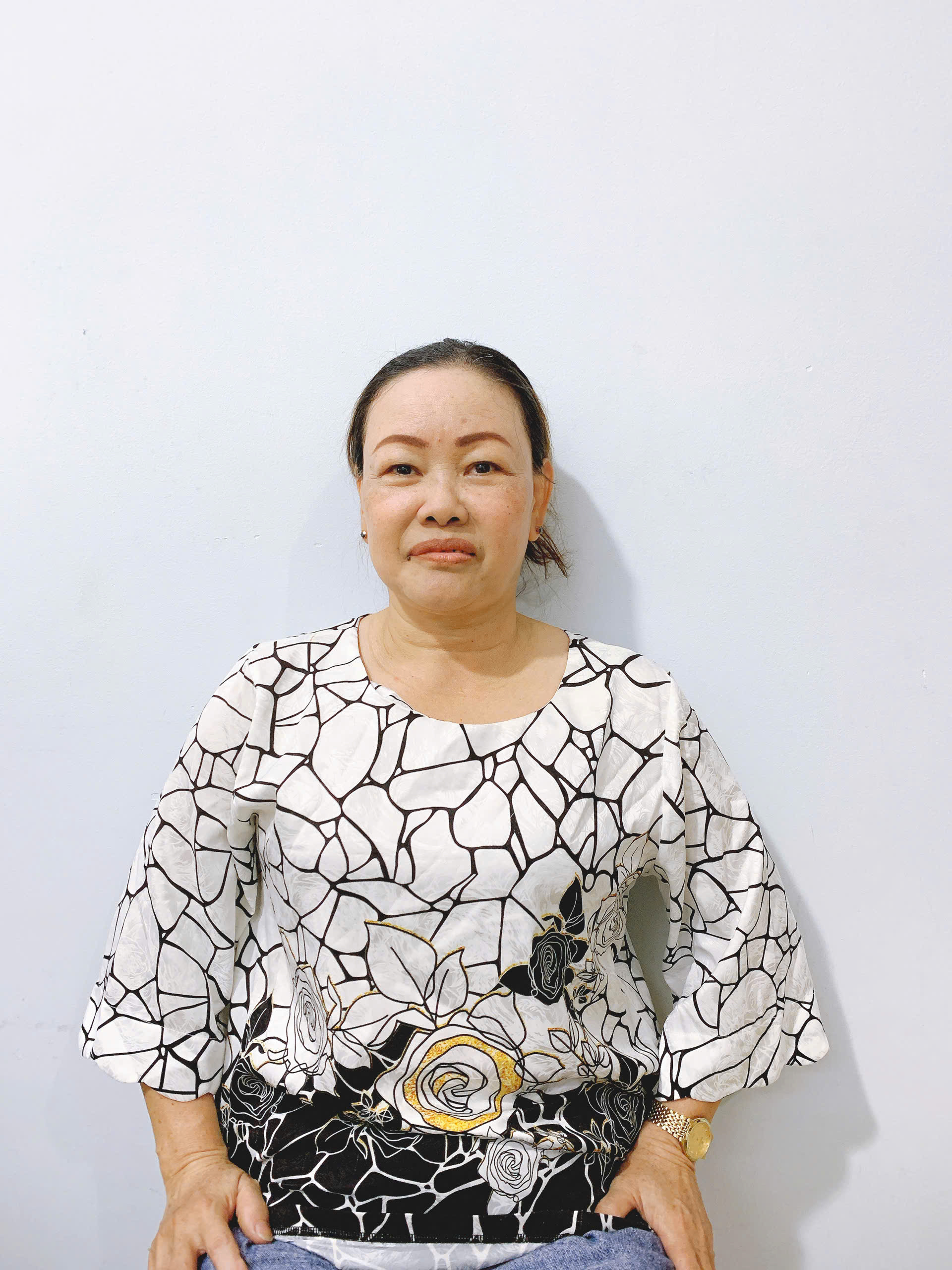 Cô Oanh chăm bé giỏi