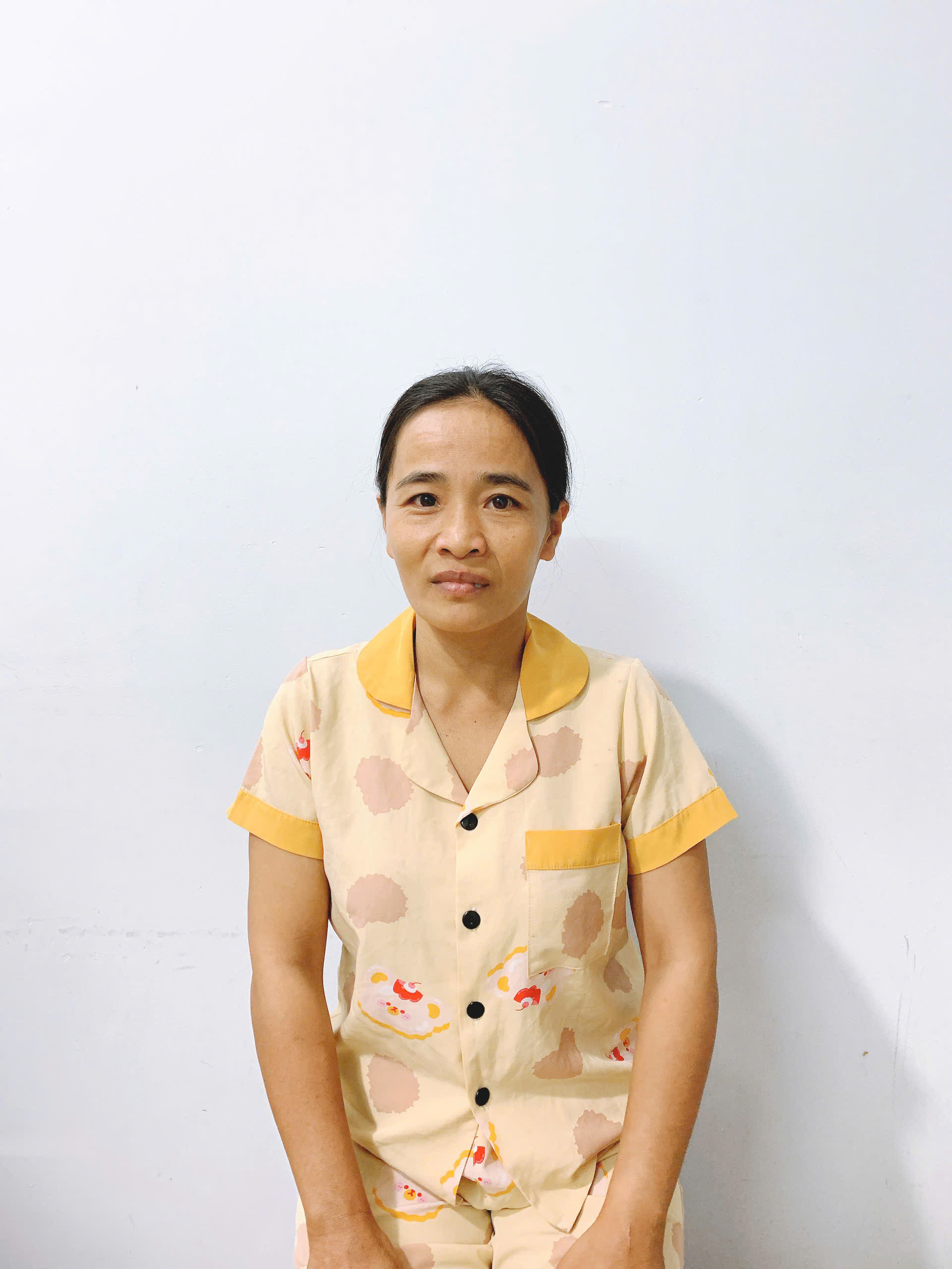 Chị Tuyết nhận giúp việc già nội trợ lo lắng cho ông bà