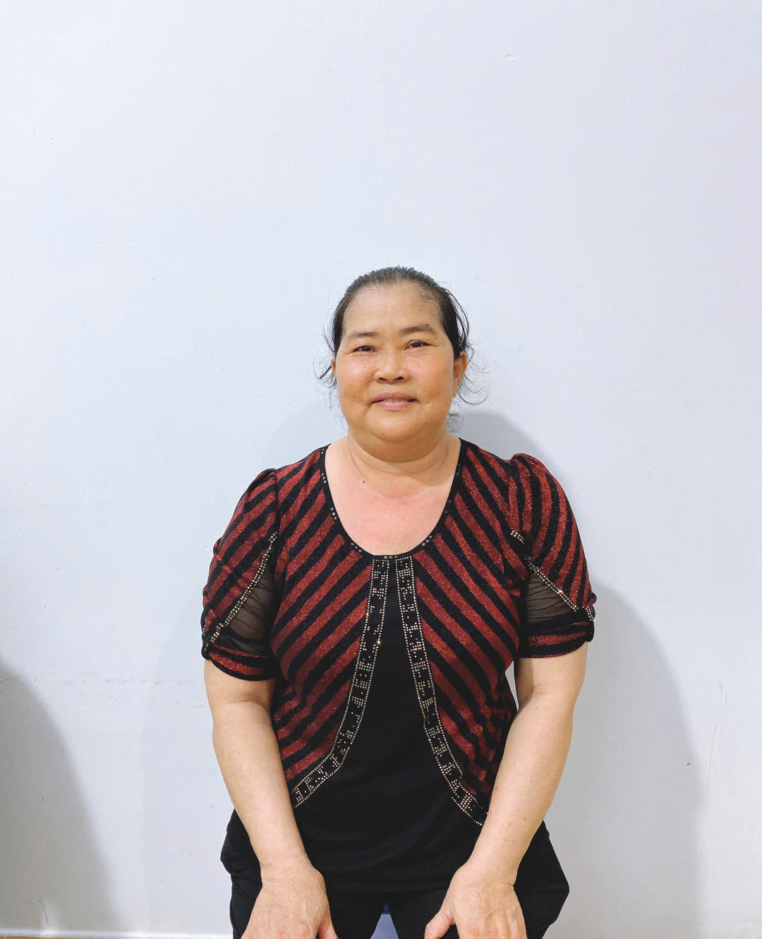 chuyên chăm người già và giúp việc nhà