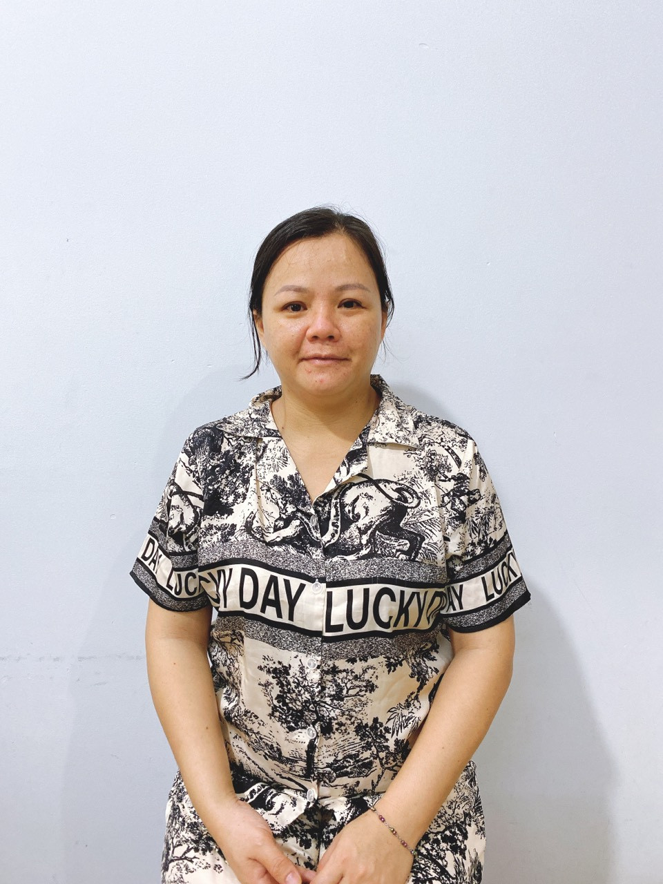 Chi Tuyết nấu ăn ngon, giỏi chăm bé