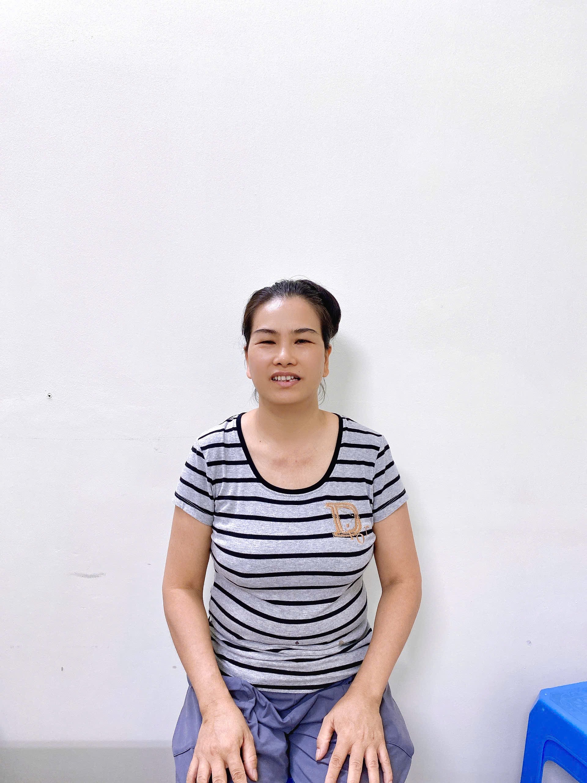 Chị Thịnh chuyên chăm sóc em bé