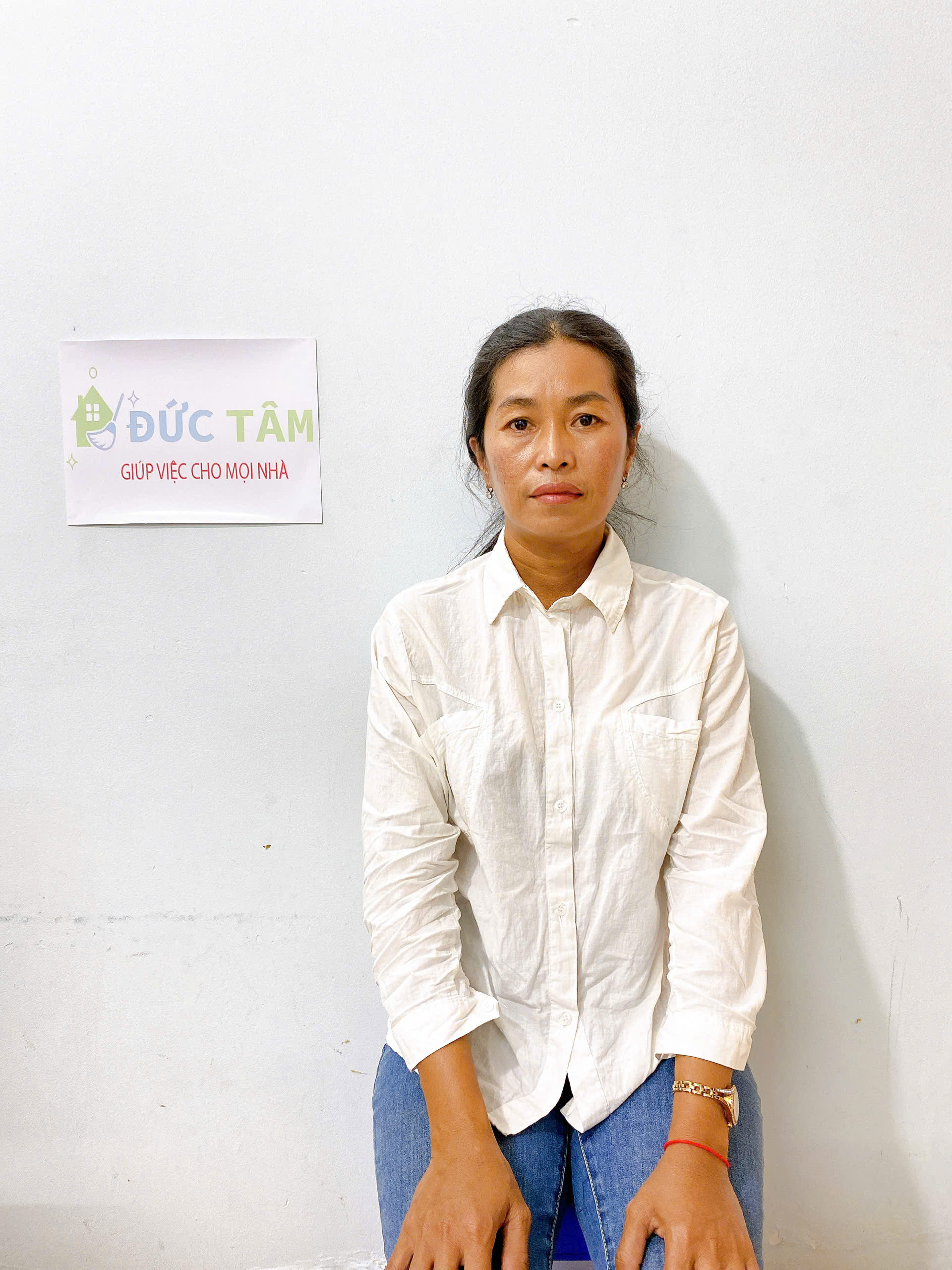 Chị Đen 1981 quê Sóc Trăng nhận giúp việc nhà, phụ quán