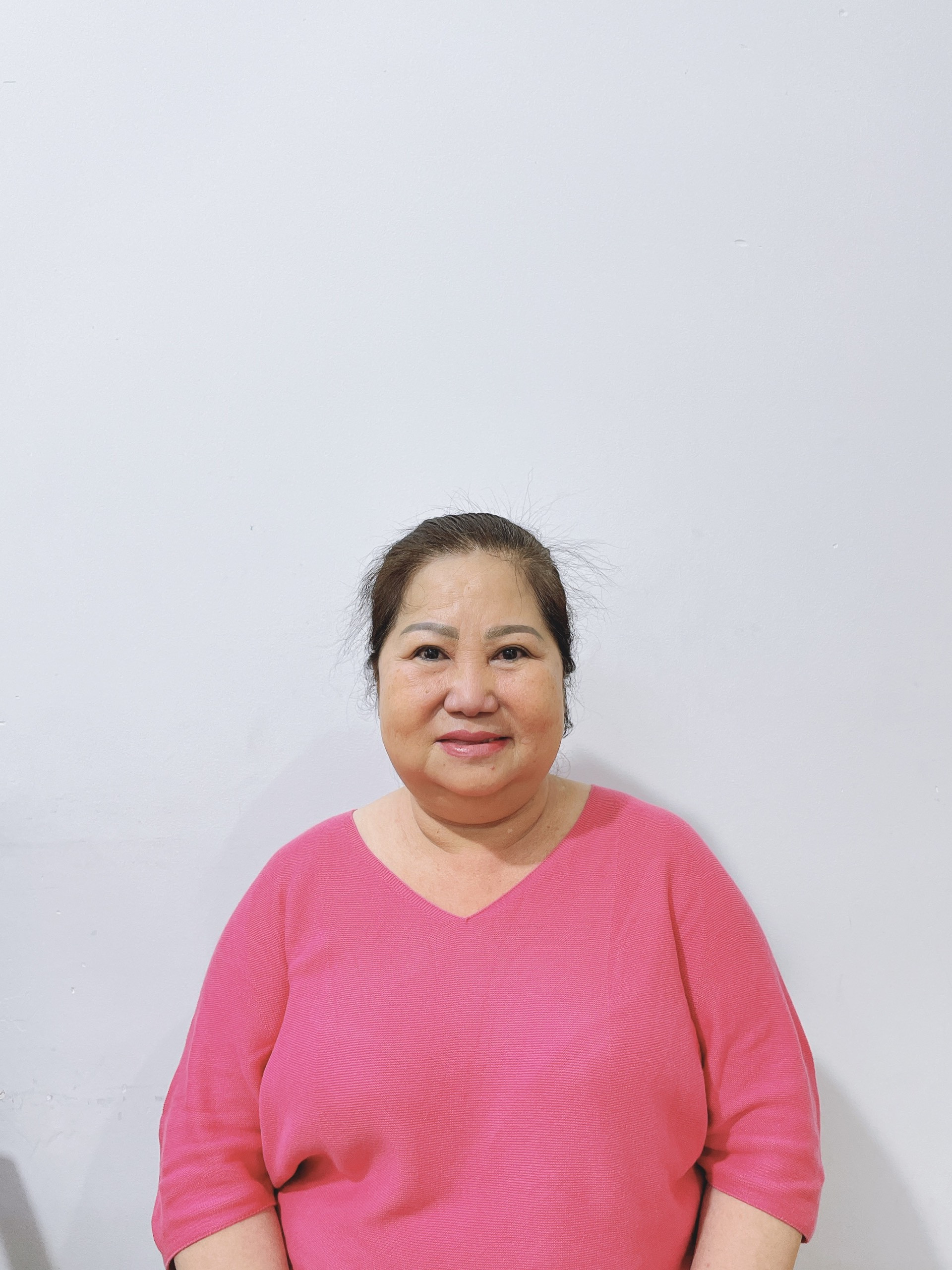 Cô Xuân Dung quê Cần Thơ chuyên chăm bé, chăm ông bà nhiều năm