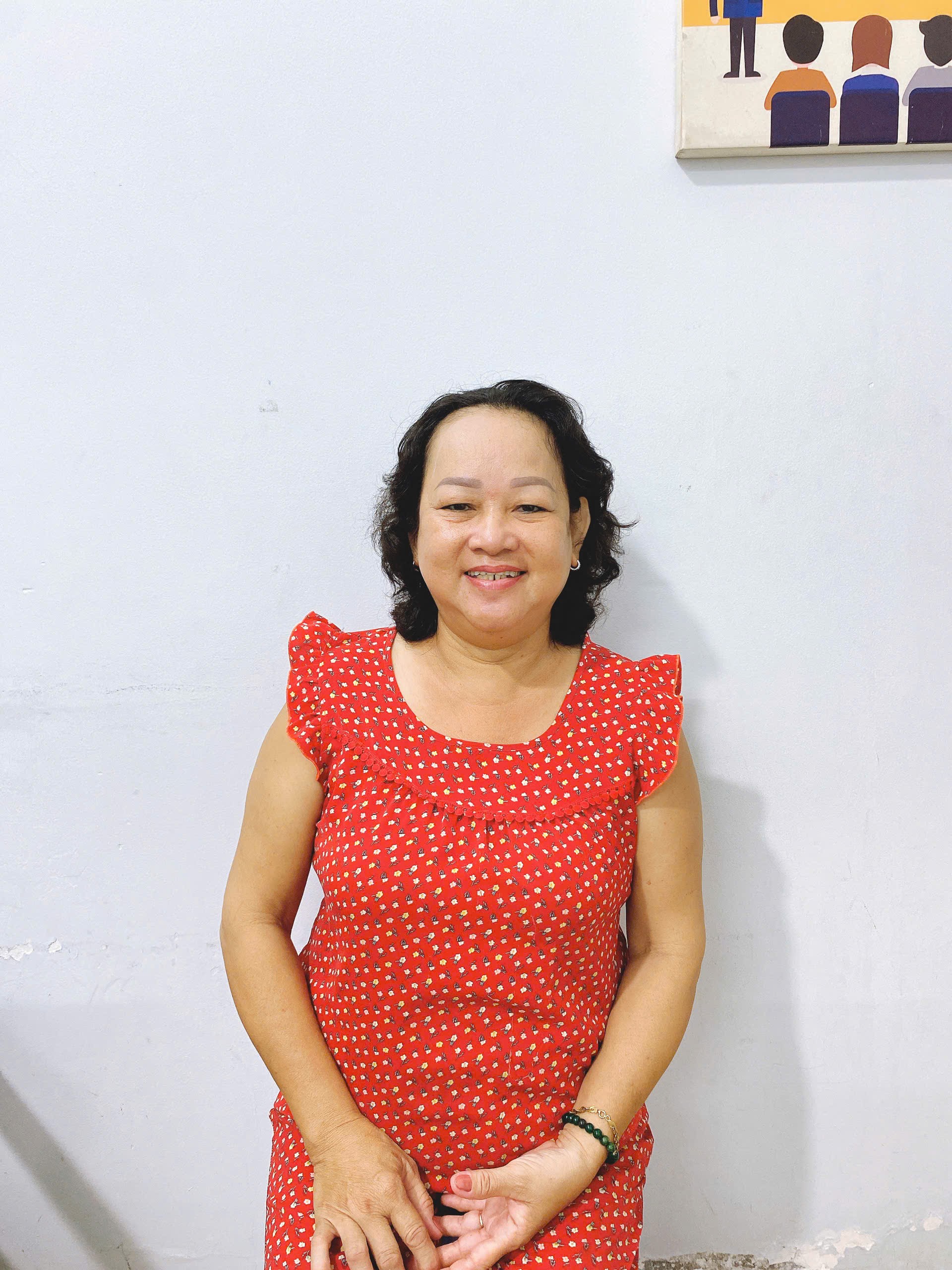 📝 HỒ SƠ CÔ TUYẾT CHUYÊN CHĂM EM BÉ