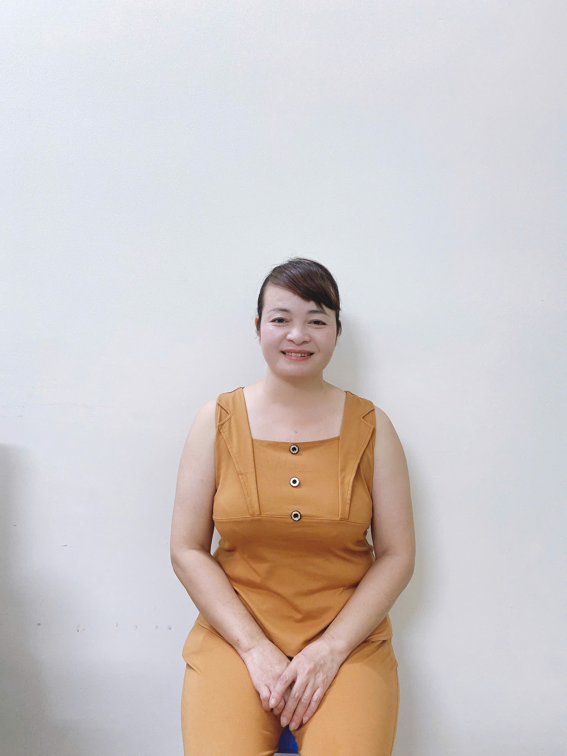 Chị Hưởng giúp việc nhà