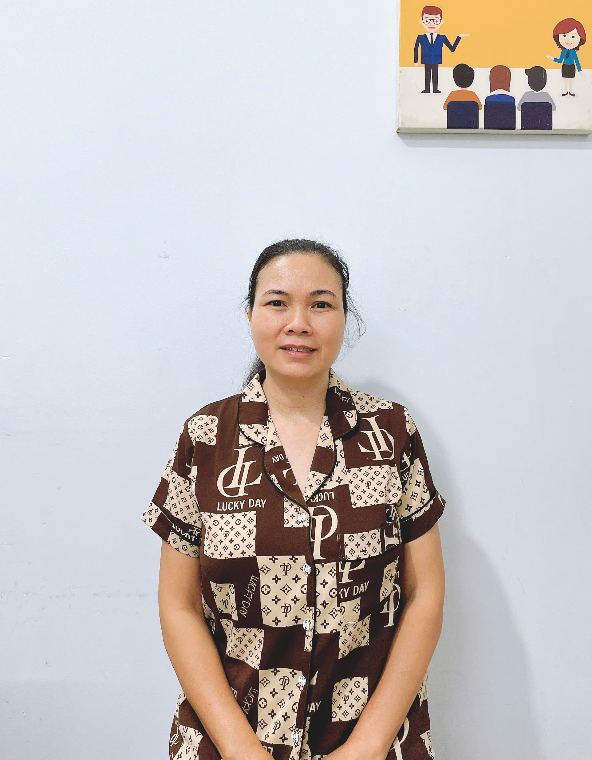 Chị Huệ 1978 hiền lành, nhỏ nhẹ, yêu thương người già