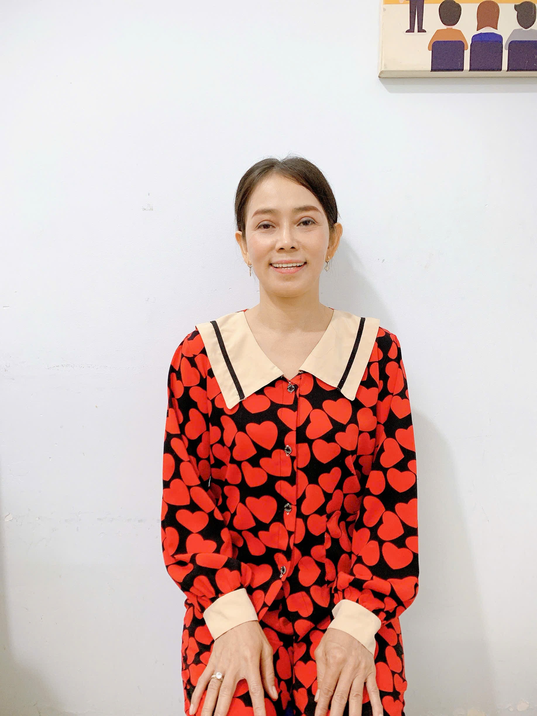 Chị Hồng CHuyên làm việc nhà, làm việc nhà rất giỏi