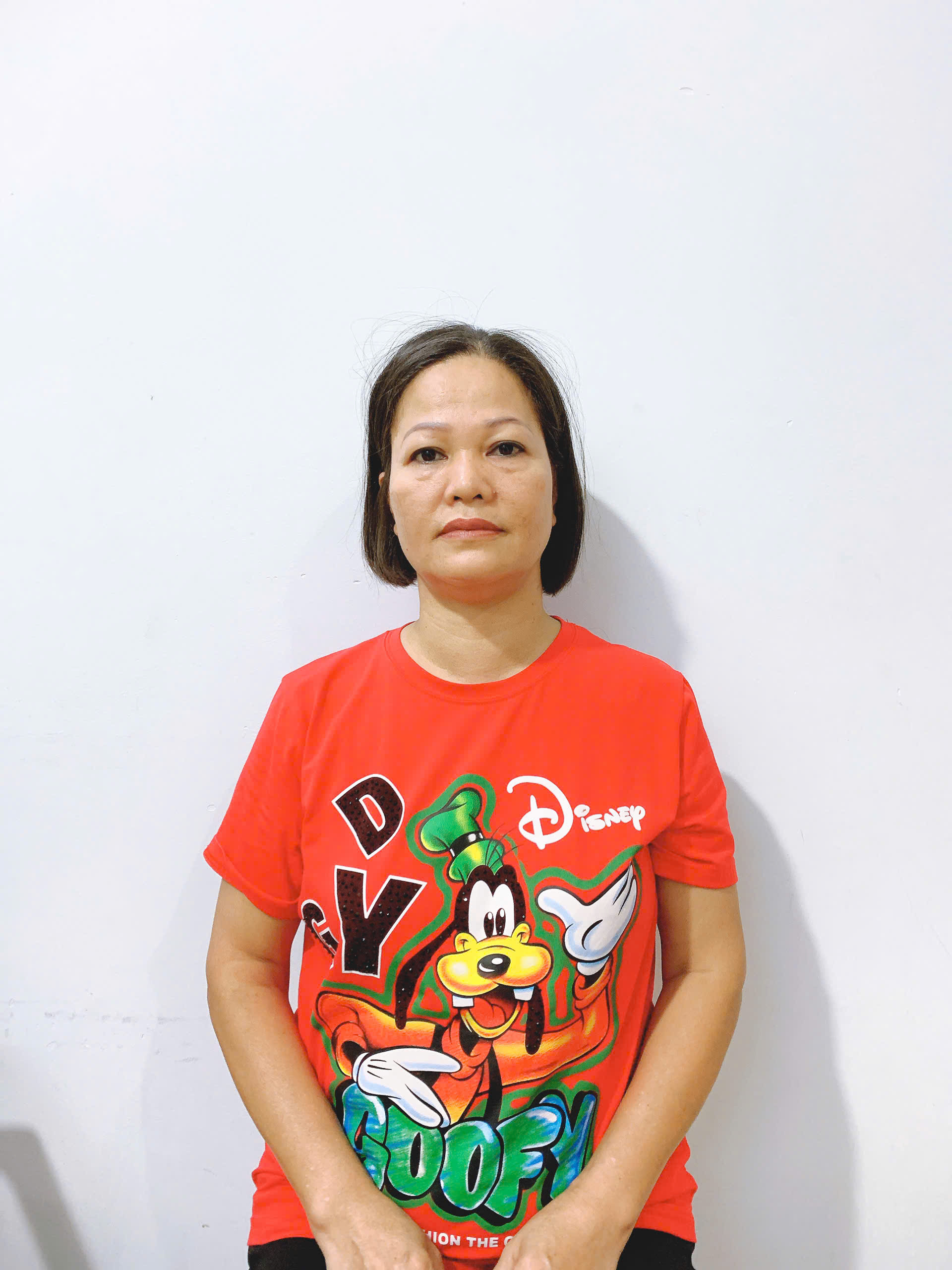 Chị Hằng sinh năm 1978 yêu thương trẻ nhỏ, người già