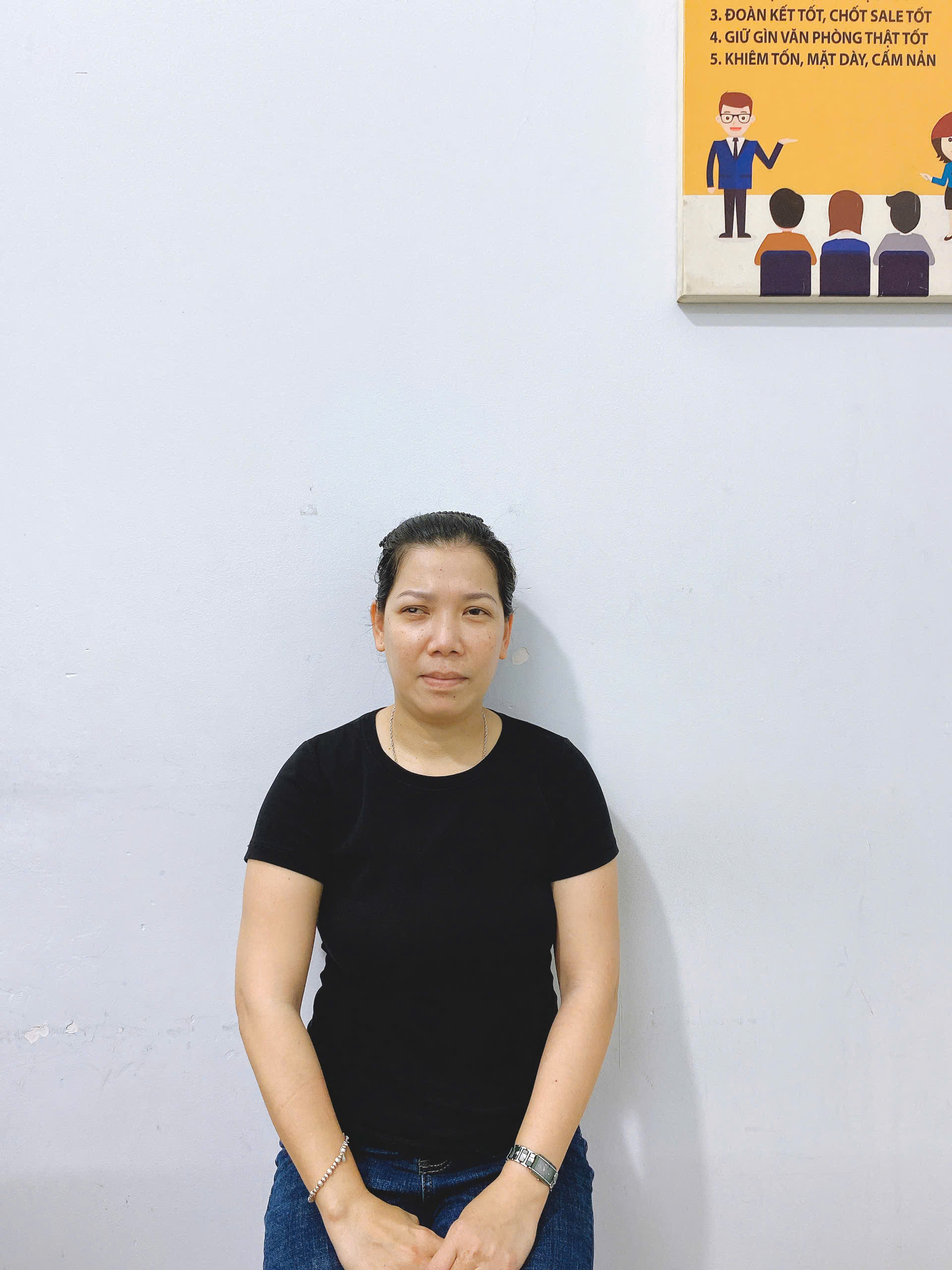 Chị Diễm Hương 41 tuổi quê miền Trung nhận chăm embe, nấu ăn ngon