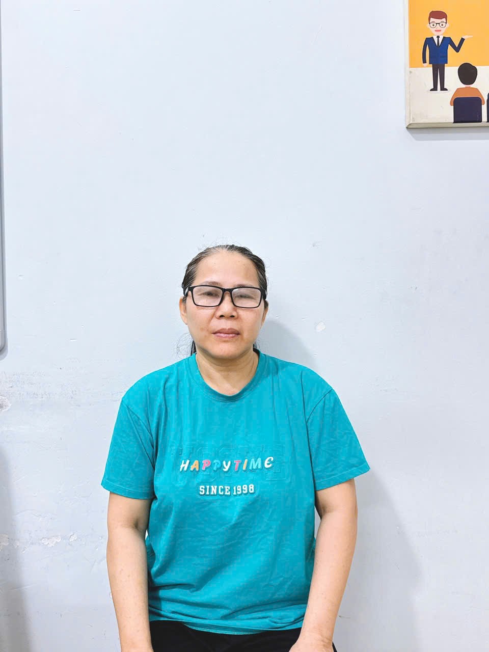 Chị Khanh chuyên chăm sóc em bé