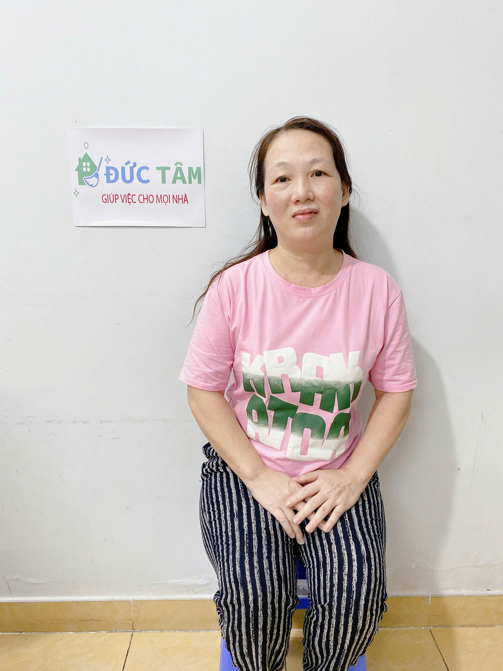 CHỊ HỒNG CHĂM EM BÉ GIỎI TÌM VIỆC LÀM ANH CHỊ LIÊN HỆ GẶP CHỊ : 0906906537 ( ZALO)