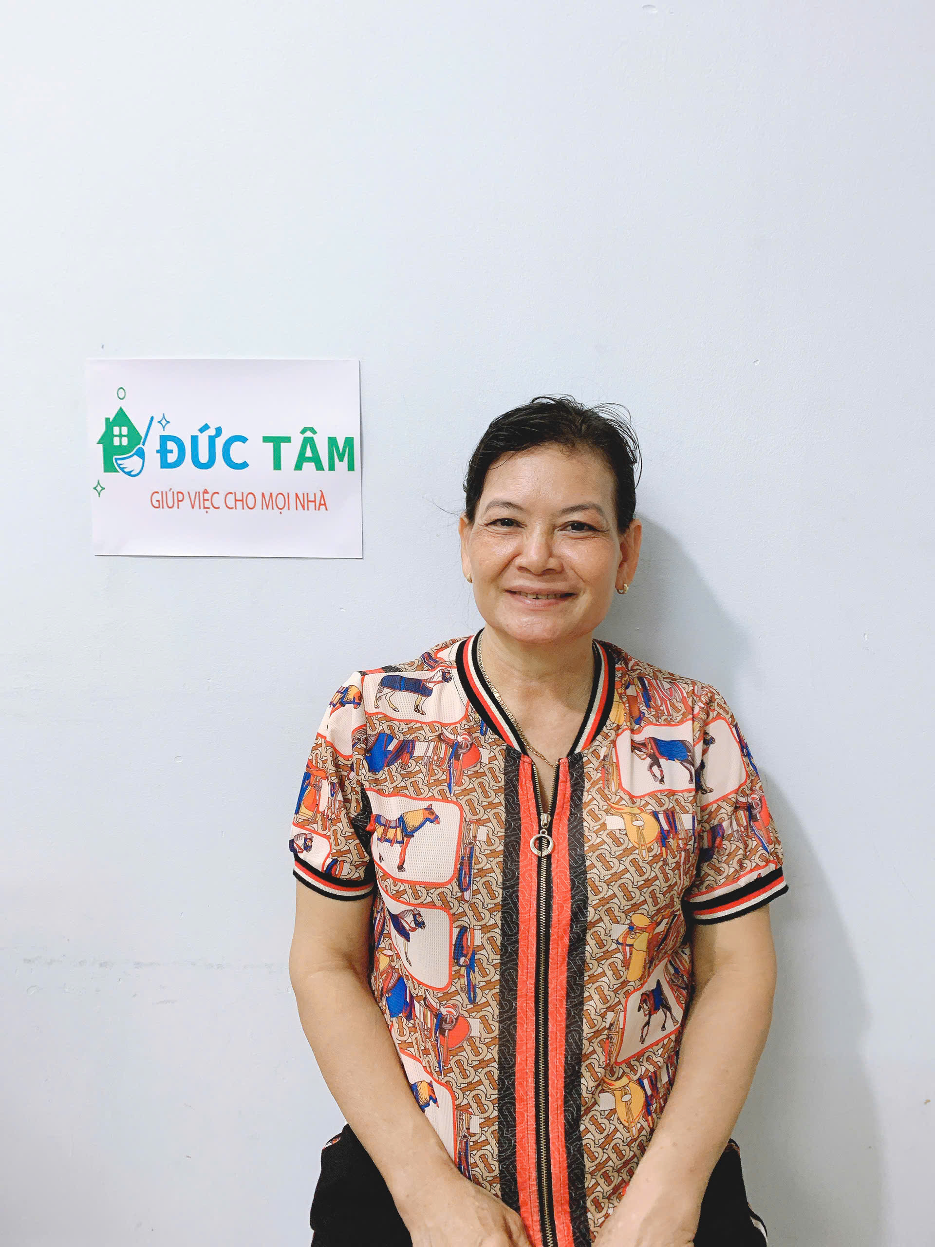 Nguyễn Thị Tâm chuyên chăm ông bà lớn tuổi, chăm bệnh