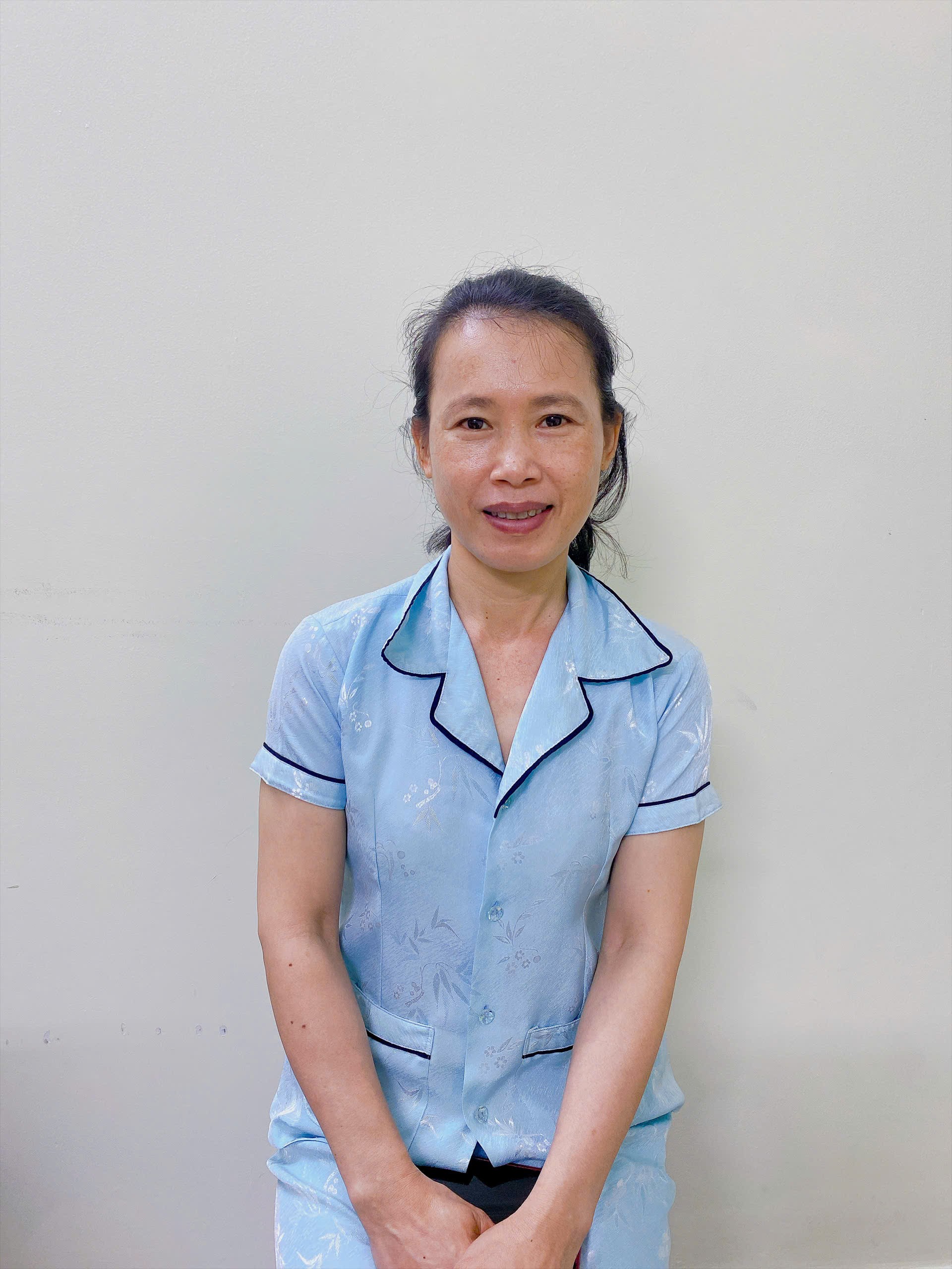 Chị Linh giúp việc nhà