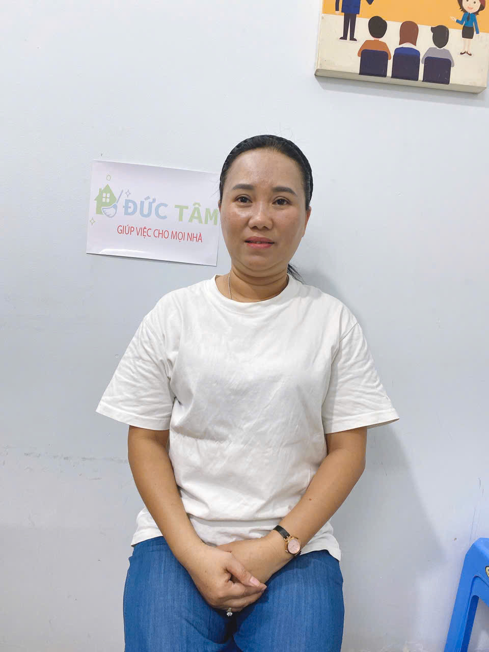 Chị Chi 1983 người miền Trung siêng năng chịu khó, yêu thương em bé và ông bà