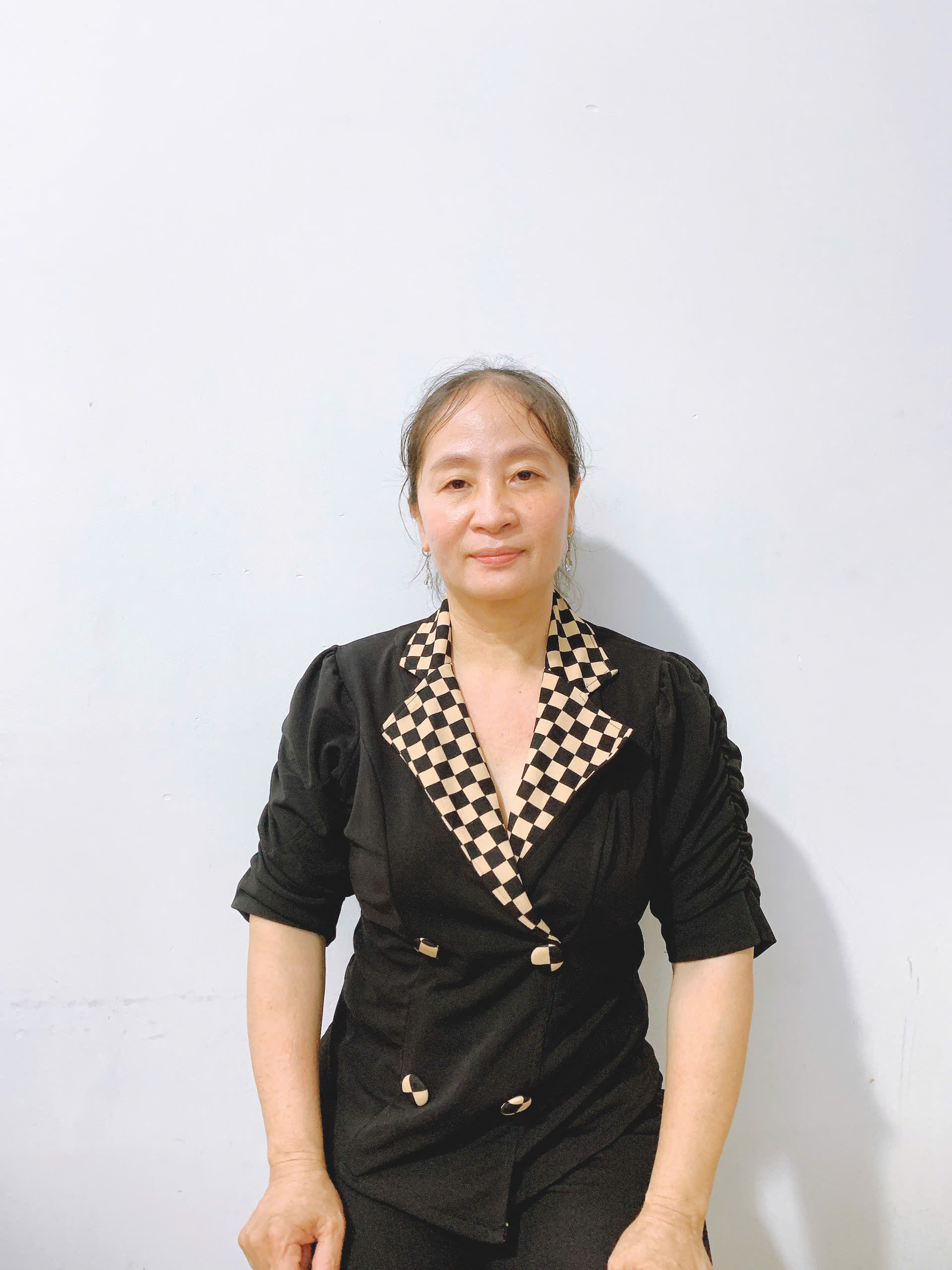 Chị Thoại miền tây hiền lành giỏi việc quý mến người lớn tuổi