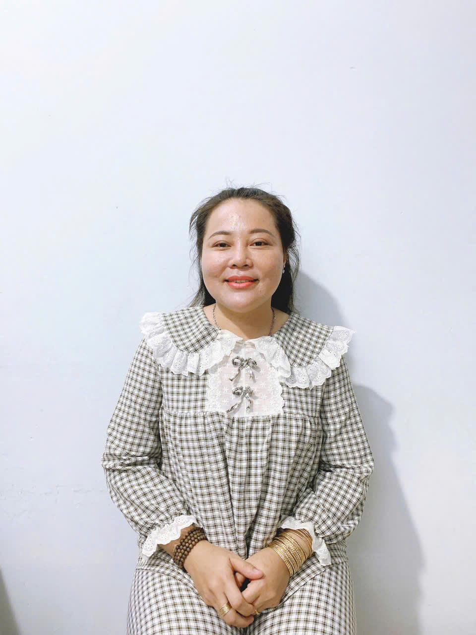 CHỊ LOAN NHANH NHẸN TÌM VIỆC ĐỨNG BẾP NẤU ĂN : SDT CHỊ : 0906906537 ( ZALO)