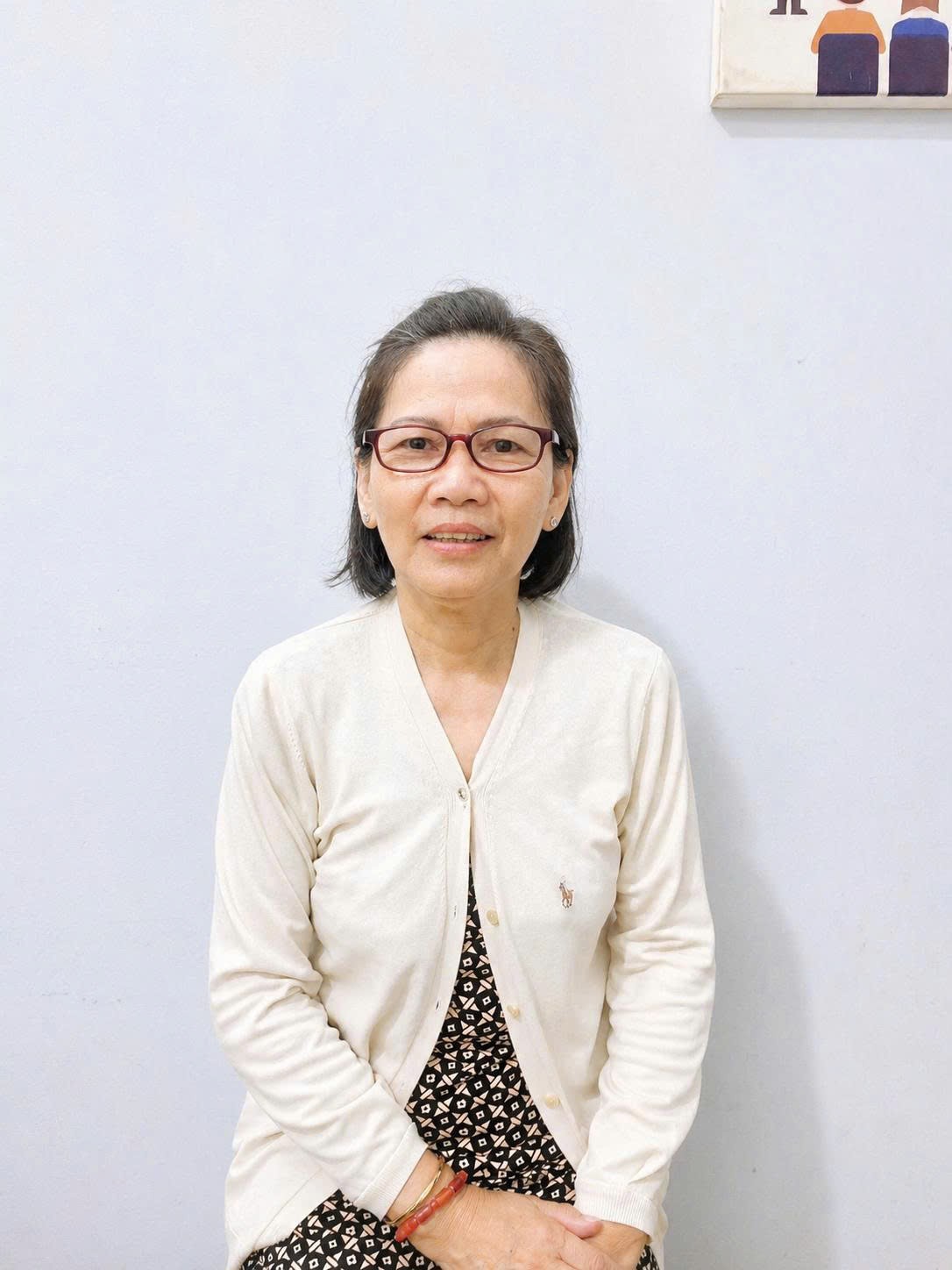 Cô chín người miền trung siêng năng chịu khó - không vướng bận