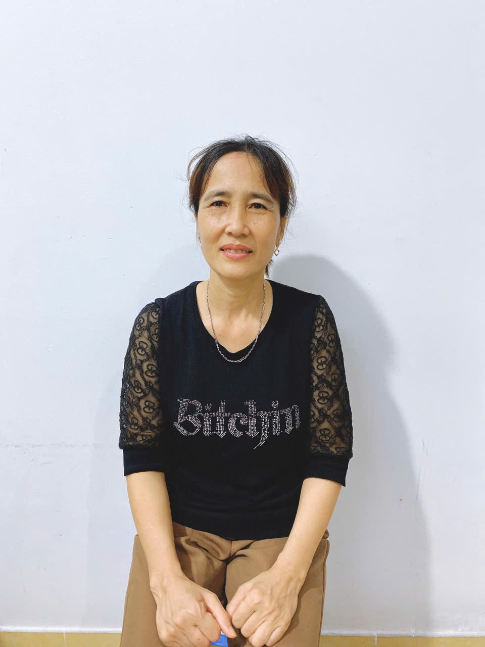 Chi Thêm chuyên chăm sóc ông bà