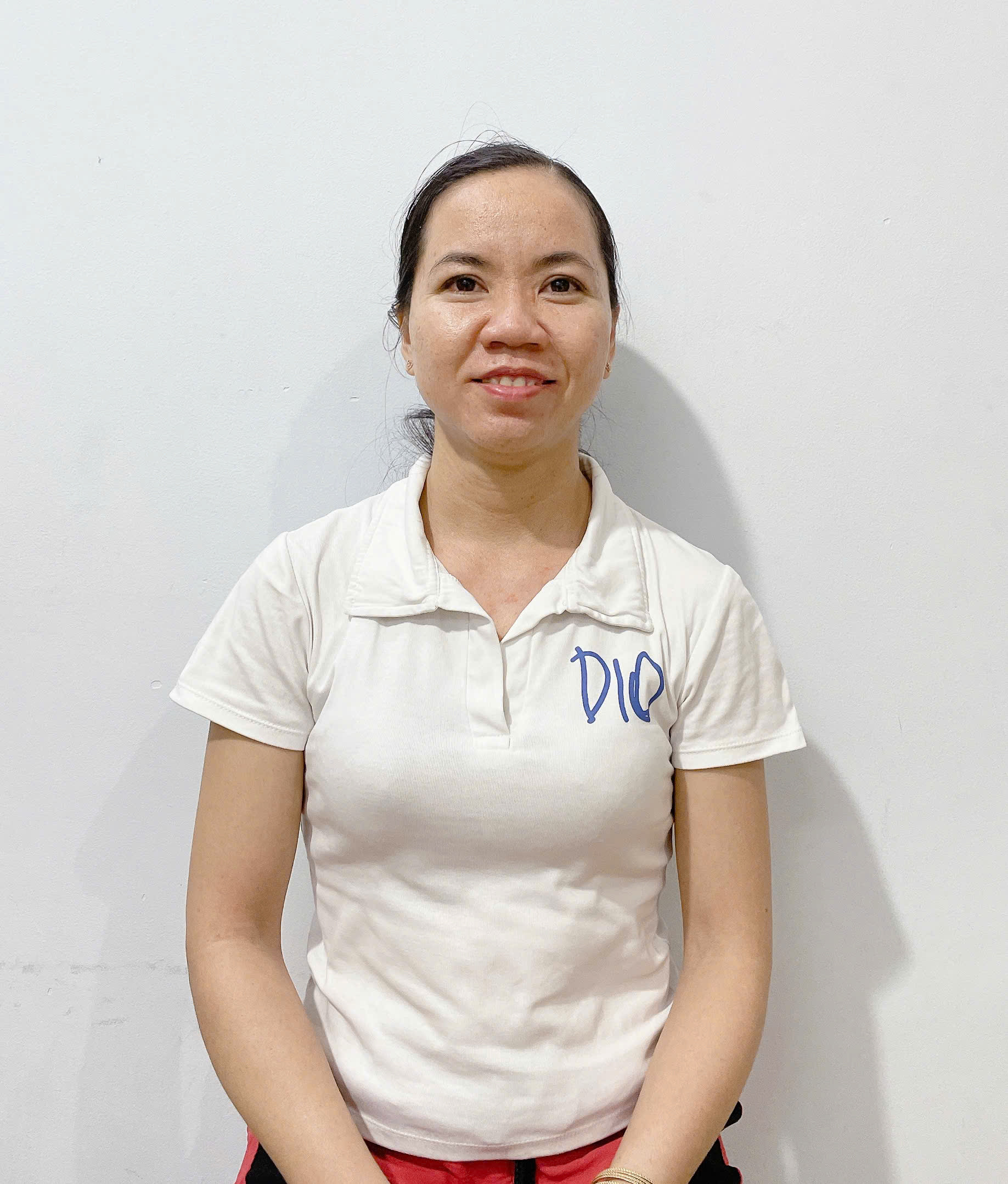 Chị Ngọc miền tây hiền lành đi làm không vướng bận giỏi việc nhà