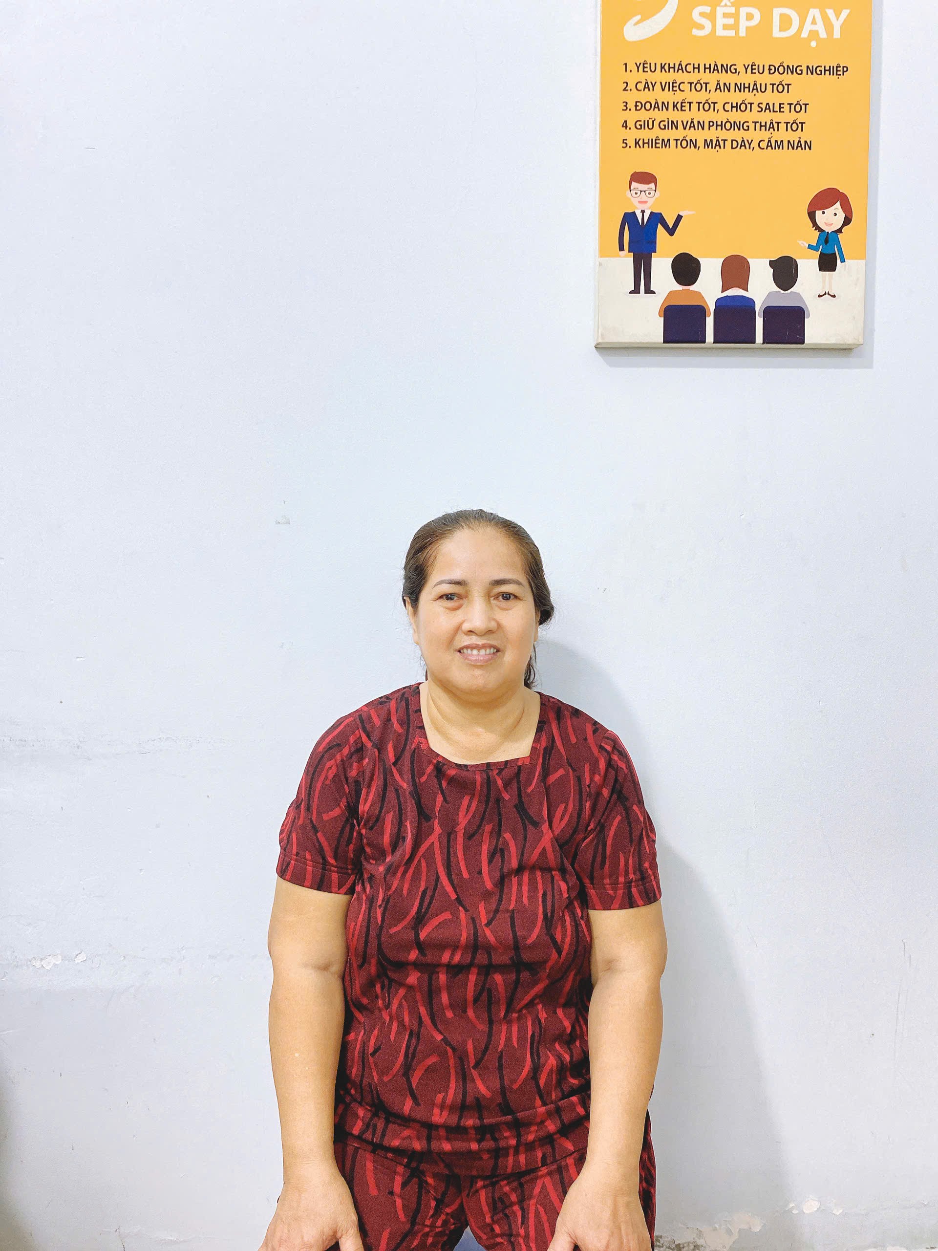 Cô Thảo - chuyên chăm bé giúp việc nhà