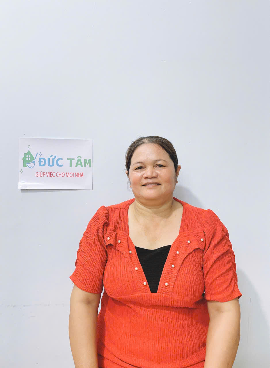 Thạch Thị Ca [Chăm ông bà – Giúp việc nhà]