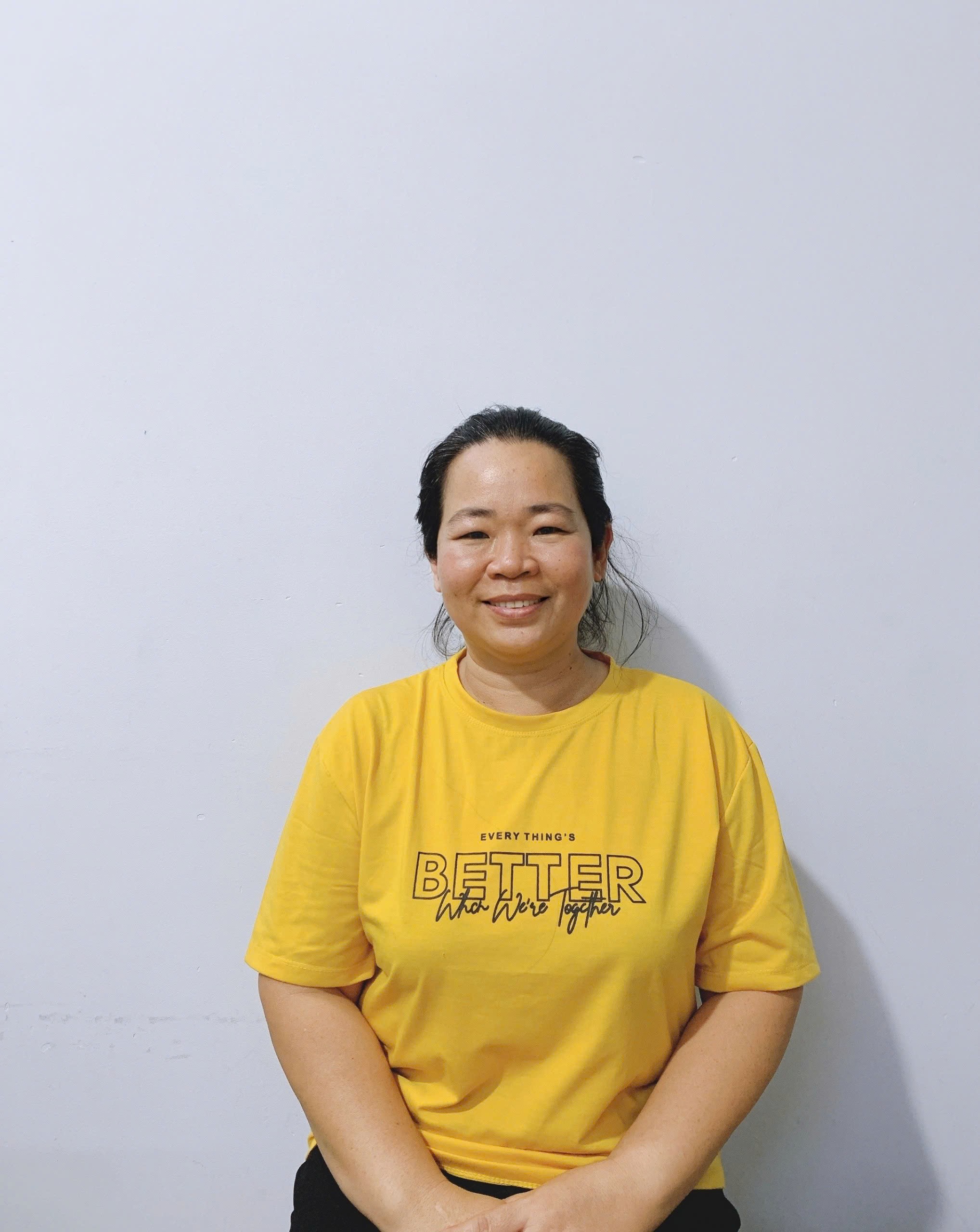 chị Ngọc chuyên chăm sóc ông bà