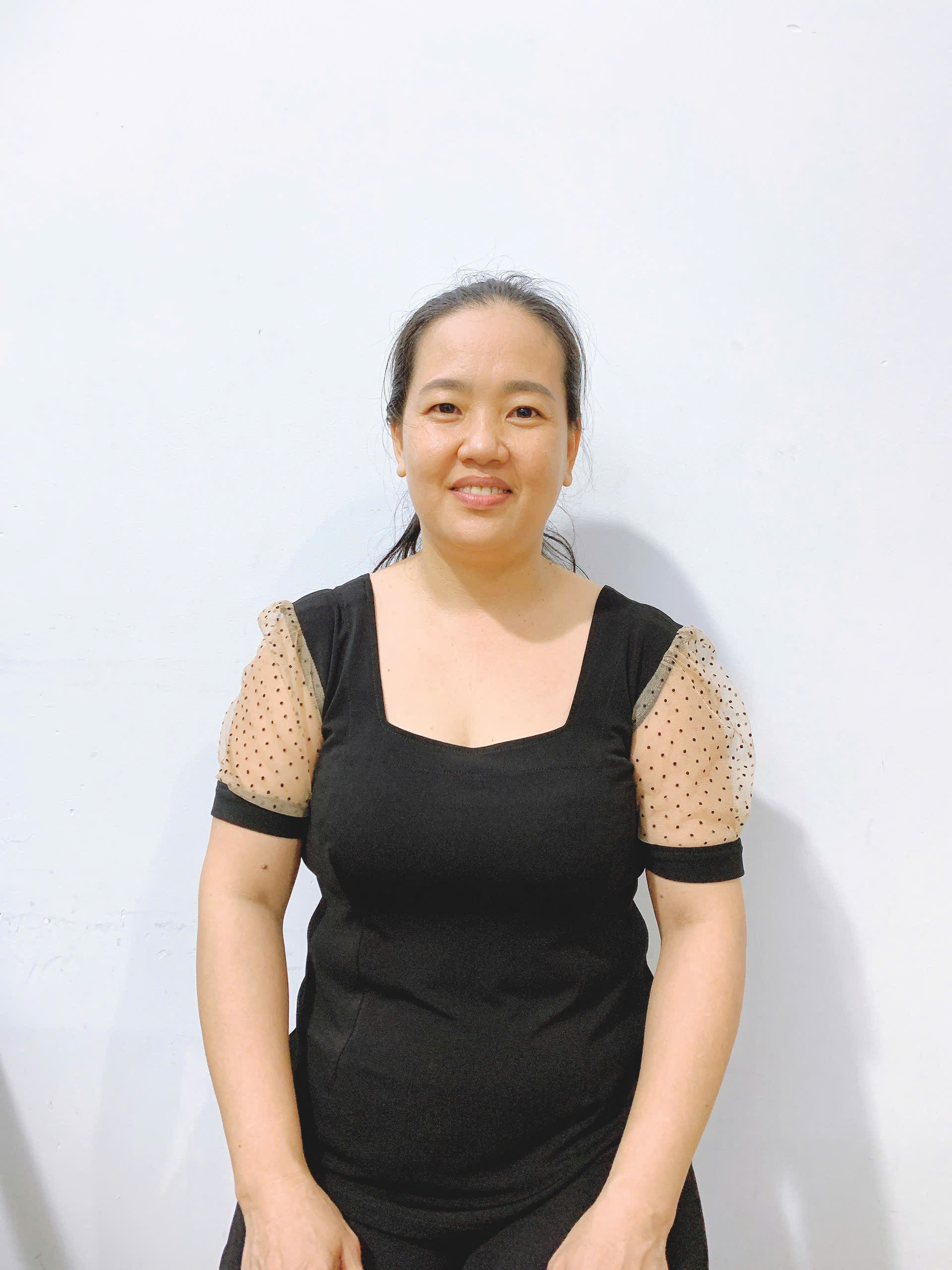 Chị Thoảng trẻ trung chuyên giúp việc nhà