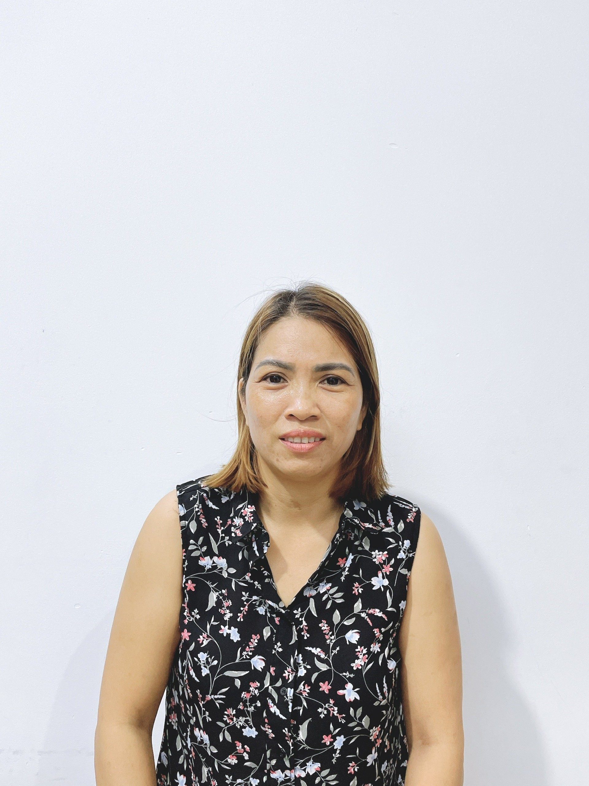 Chị Gái sinh năm 1981 người miền Trung chịu thương chịu khó xin việc làm