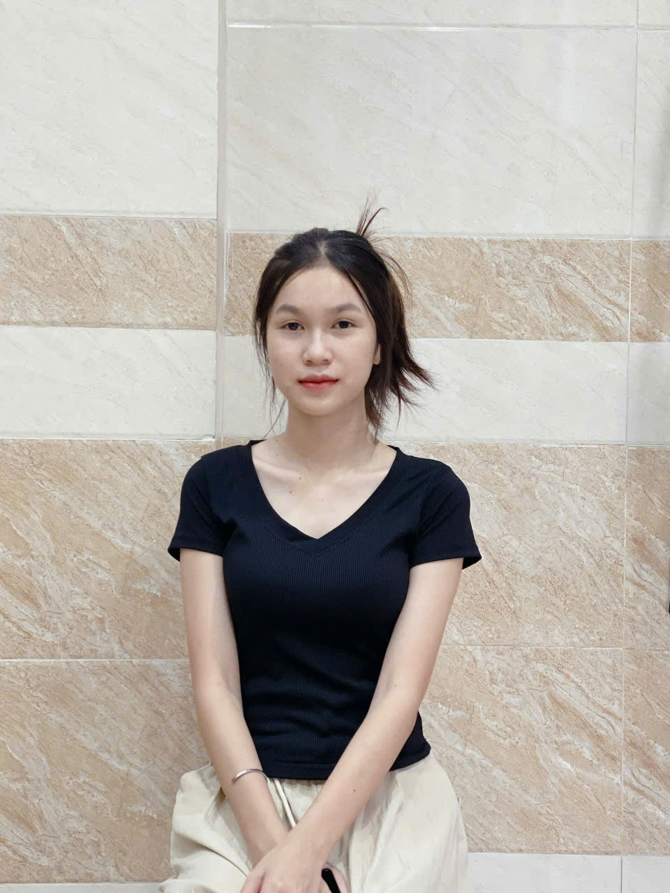 EM VÂN TRẺ KHOẺ NHANH NHẸN TÌM VIỄC PHỤ QUÁN GIÚP VIỆC NHÀ