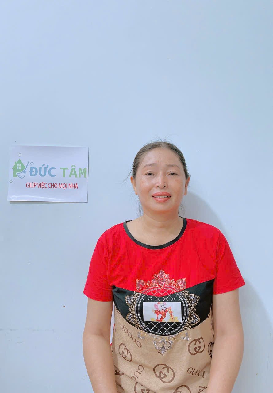 Chị Thắm 1978 quê Đồng Tháp nhận giúp việc nhà, chăm bé từ 7 tháng tuổi