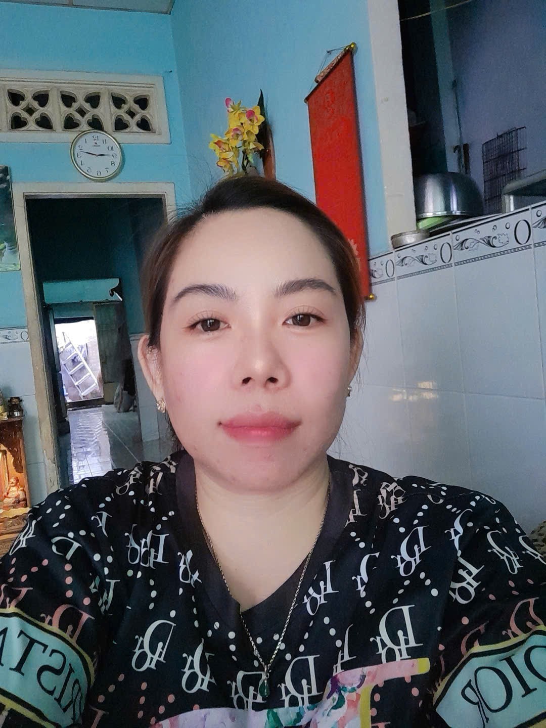 Chị Thảo chuyên làm việc nhà