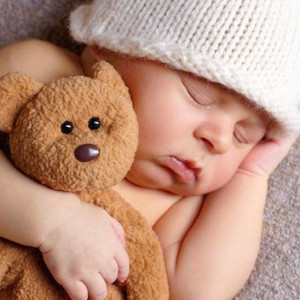 Cần gấp cô chăm bé 5 tháng tuổi làm tại chung cư Bason Q1