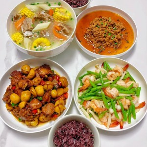 Cần tìm chị biết nấu ăn, lương 10 triệu/tháng