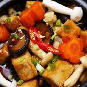 Cần tuyển chị giúp việc nhà bao ăn ở tại Tân Bình