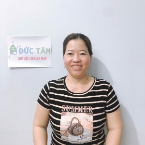 CHỊ DIỄM CHUYÊN CHĂM SÓC EM BÉ TỪ SƠ SINH