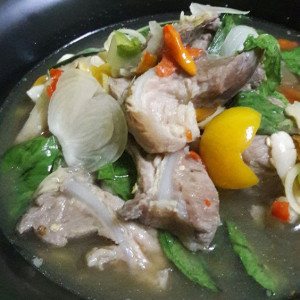 Vợ Chồng Ở Tân Bình Cần Tuyển Chị Giúp Việc Bao Ăn Ở Lại.