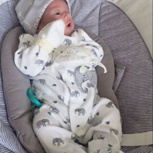 Tìm Chị Chăm Lo Cho Bé Tốt Chu Đáo