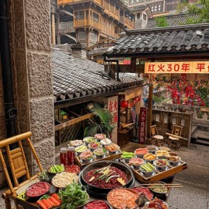 🧹 TUYỂN CÔ GIÚP VIỆC NHÀ BIẾT CHÚT ÍT TIẾNG HOA