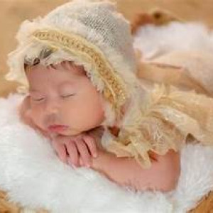 Cần Gấp cô chăm bé 7 tháng làm việc đi về tại quận 12 nhà chỉ 1 lầu