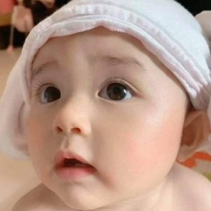 BÉ 5 THÁNG CẦN CÔ CHĂM SÓC TẬN TÂM – BAO ĂN Ở