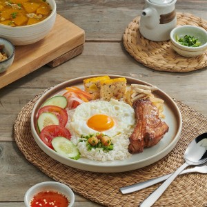 Gấp ạ tìm chị phụ bán cơm tại bình tân : 0978609760 ( có zalo)