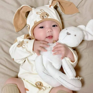 GẤP GẤP Ạ TUYỂN CHỊ CHĂM SÓC EM BÉ NHẬN VIỆC ĐI LÀM NGAY