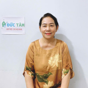 Cô Gái quê Khánh Hòa chuyên chăm ông bà, chăm bệnh, làm Tết được