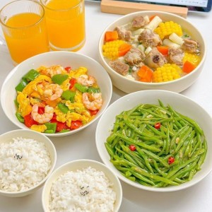 Em cần tuyển cô giúp việc nhà ở lại tại Quận 1 lương 10 triệu